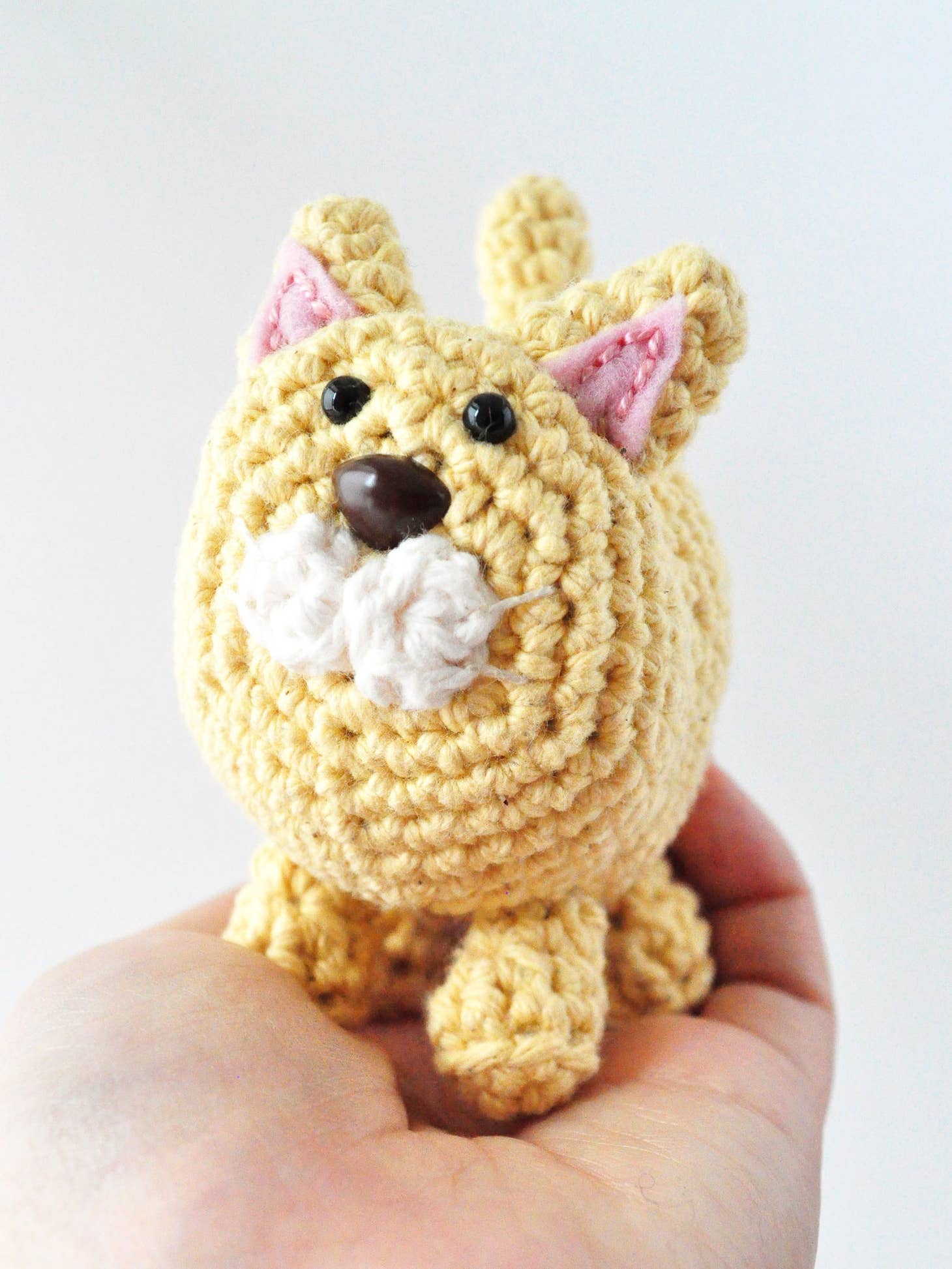 DIY Crochet Kit: Gold Cat